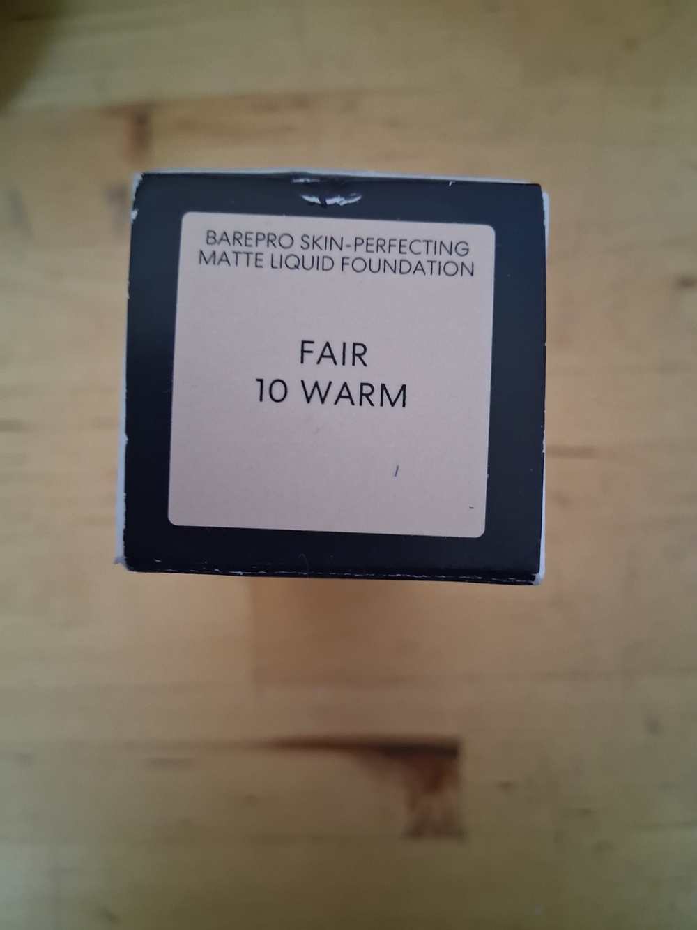 bareMinerals BarePro Matte Liquid Foundation - Fair 10 Warm (Beige)